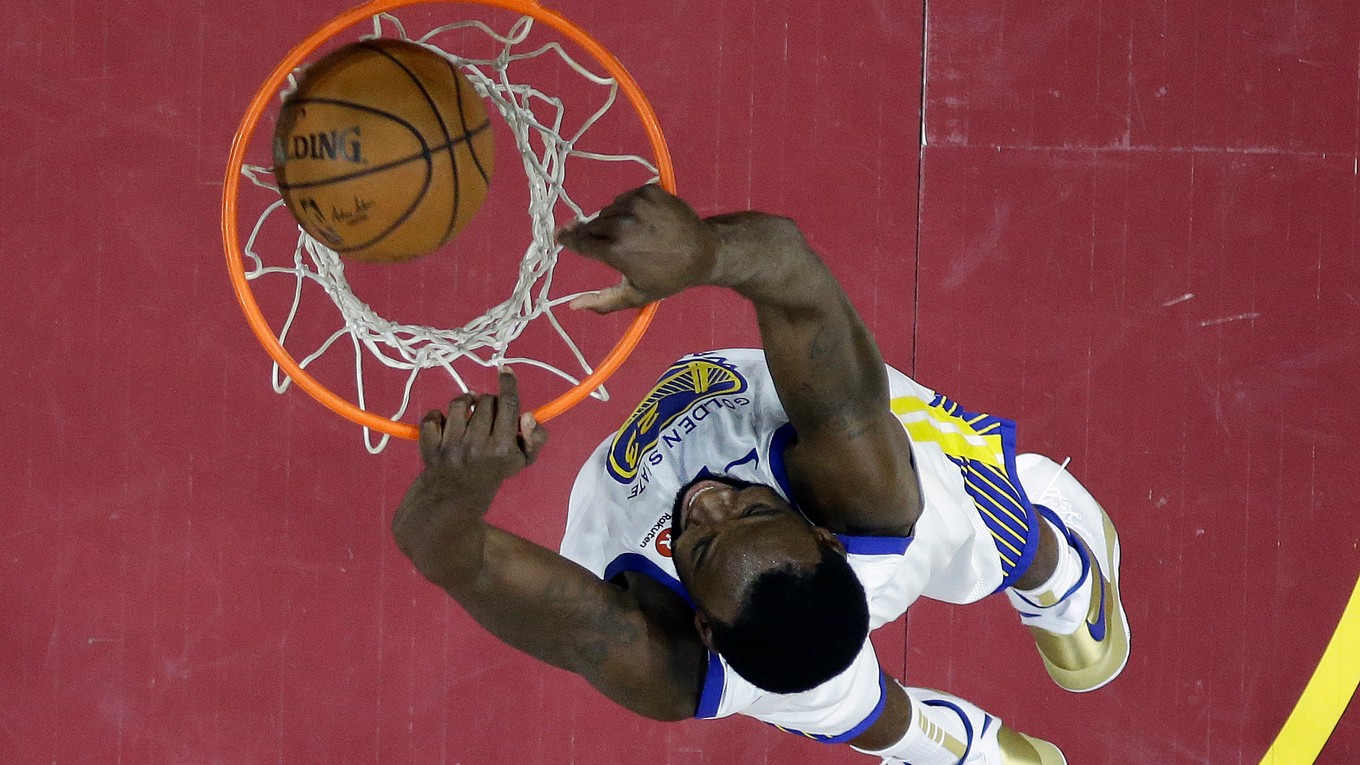 Basketbalisti Golden State vyhrali aj tretí finálový zápas.