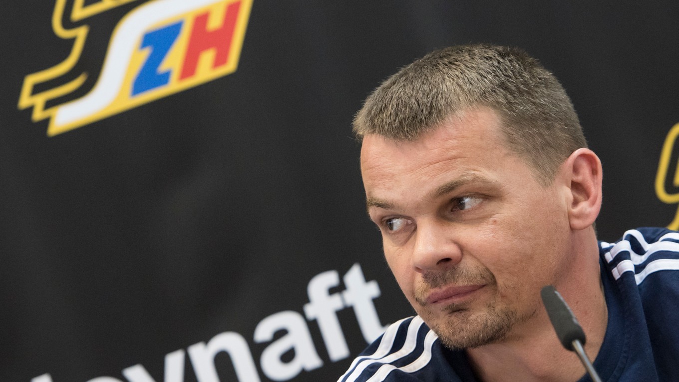 Radoslav Antl zaznamenal úspešnú premiéru na pozícii trénera, kde zastúpil kouča Heineho Ernsta Jensena.