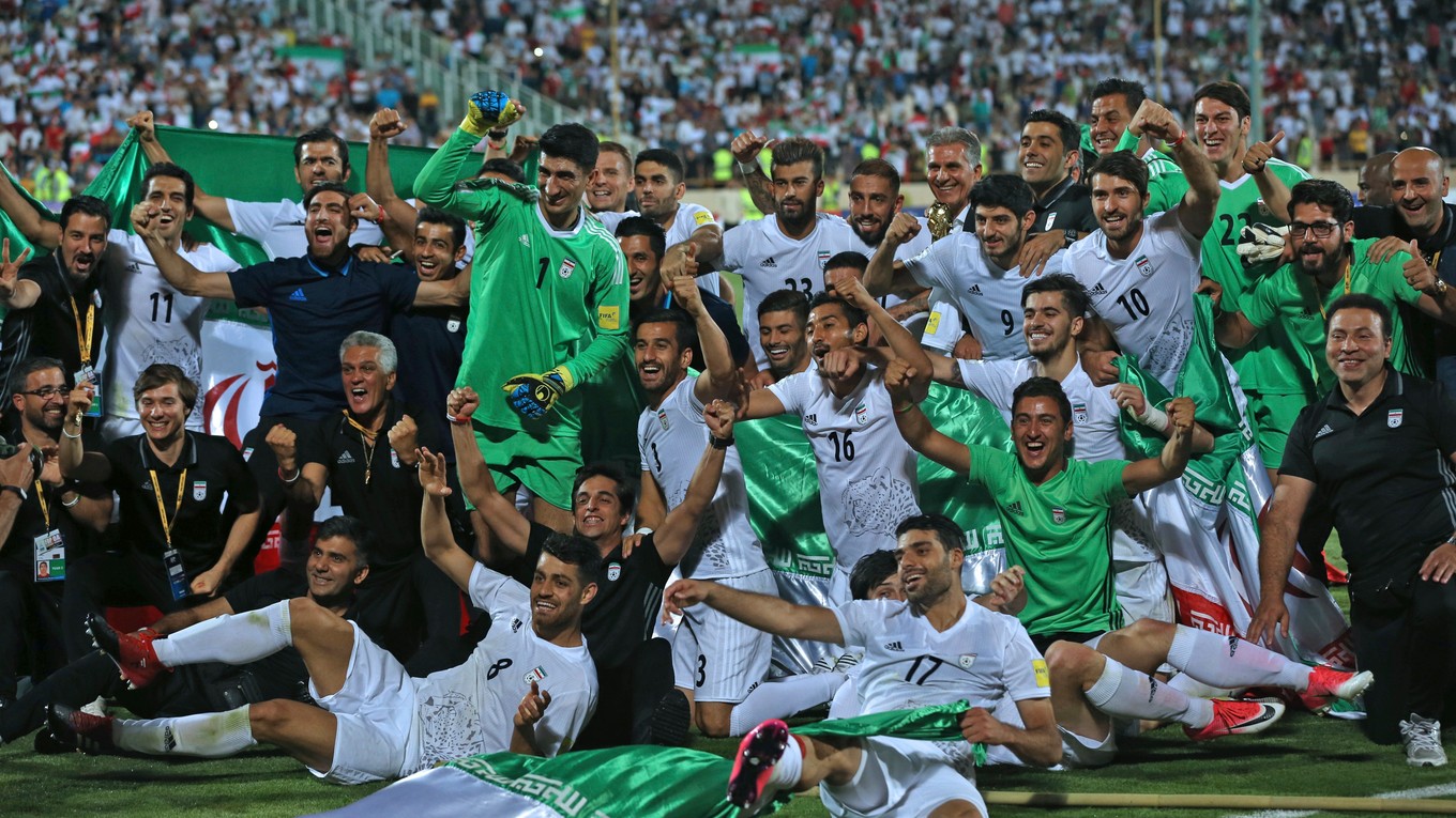 Takto futbalisti Iránu oslavovali postup na MS, teraz musia riešiť nečakané problémy.