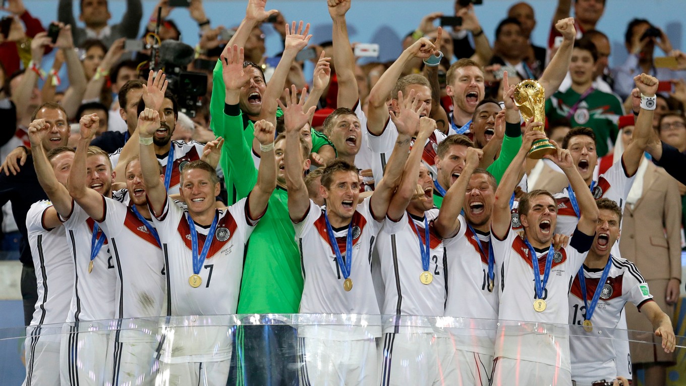 Úradujúcimi majstrami sveta sú Nemci. Trofej nie je to jediné, čo získa víťazný tím.