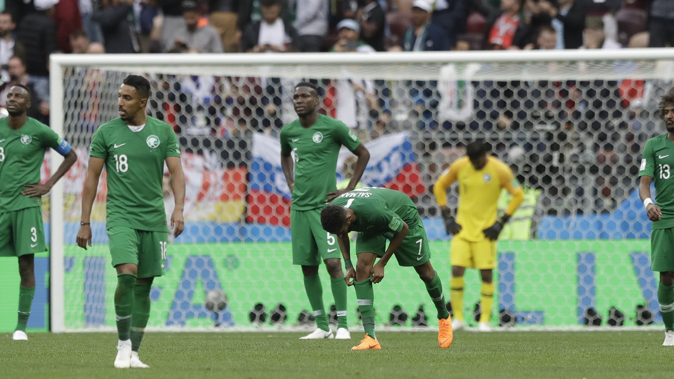 Futbalisti Saudskej Arábie v úvodnom zápase na šampionáte sklamali.