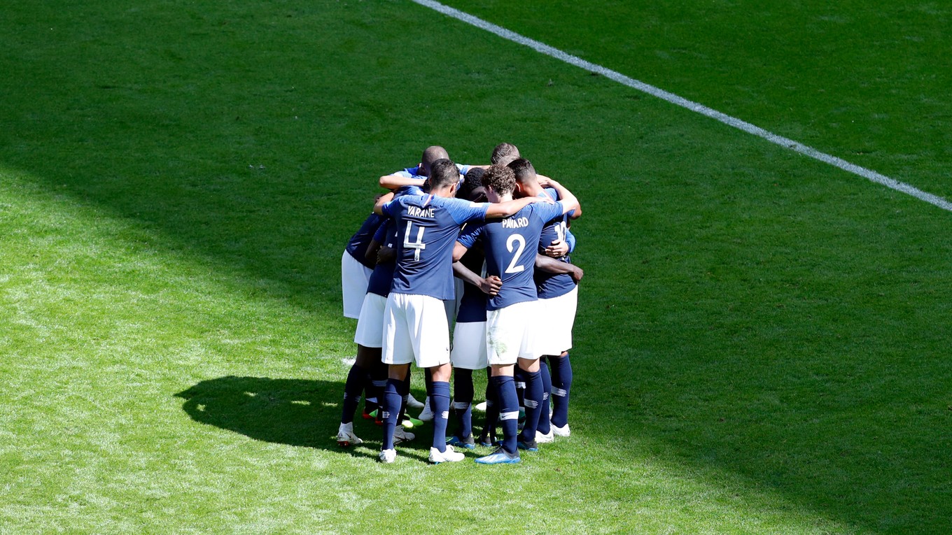 Francúzsko s problémami zvládlo svoj úvodný zápas na šampionáte. 