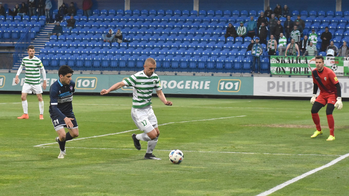 Marek Hlinka (v strede), ilustračná snímka.