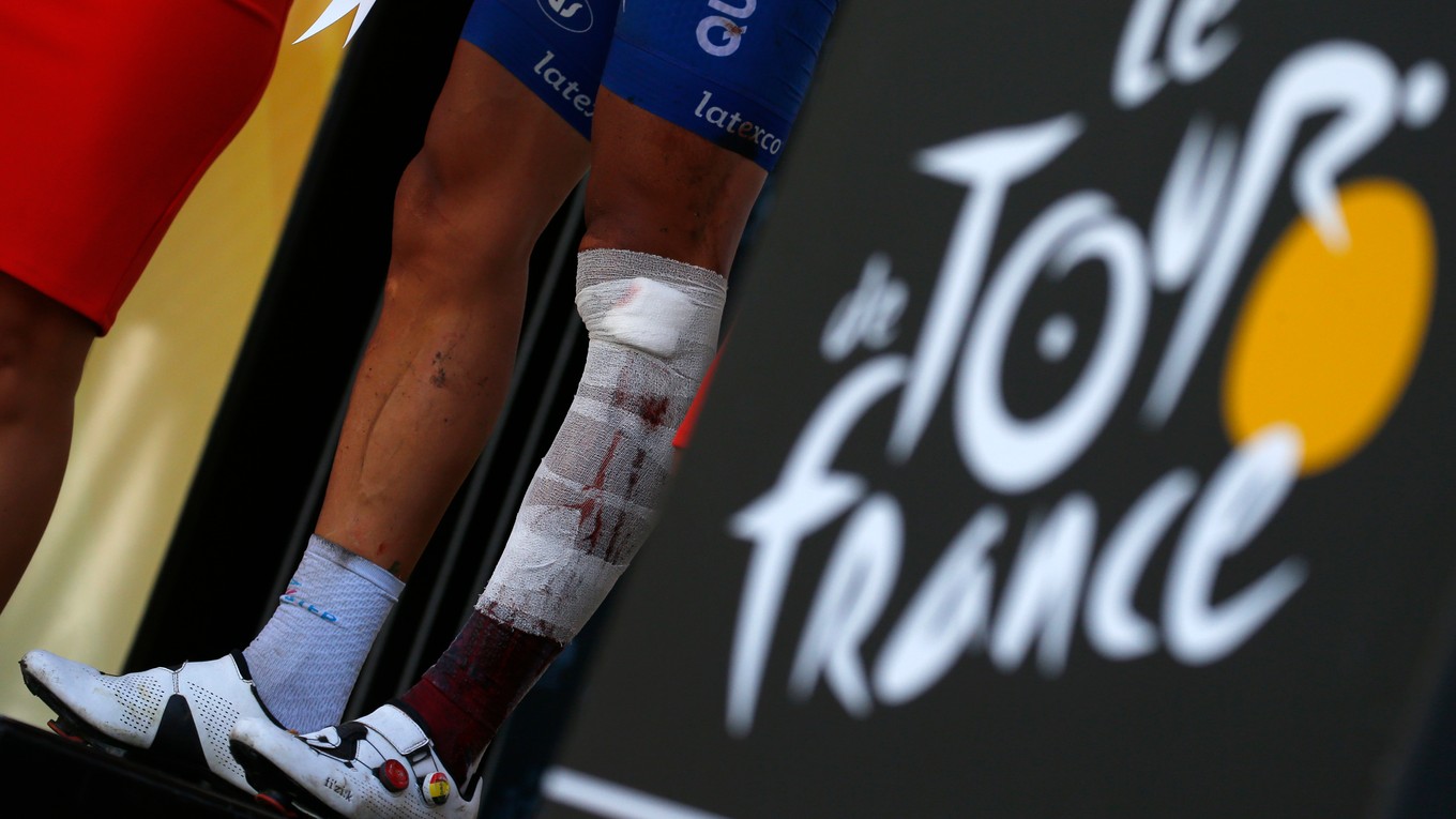 Zranený belgický cyklista Philippe Gilbert končí na Tour de France 2018.