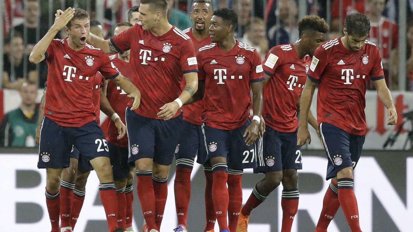 Bayern oslavuje triumf v prvom kole.