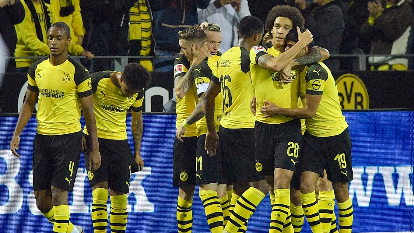 Dortmund oslavuje víťazstvo.