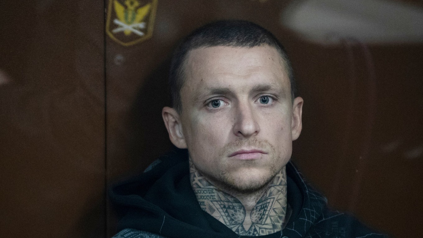 Jeden z obvinených, Pavel Mamajev, na súde v Moskve.