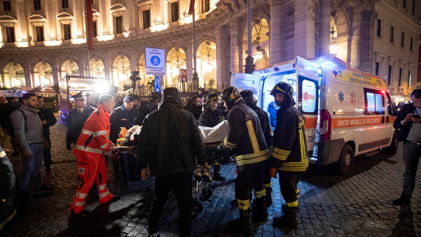 Nehoda sa stala na stanici metra Repubblica v Ríme.