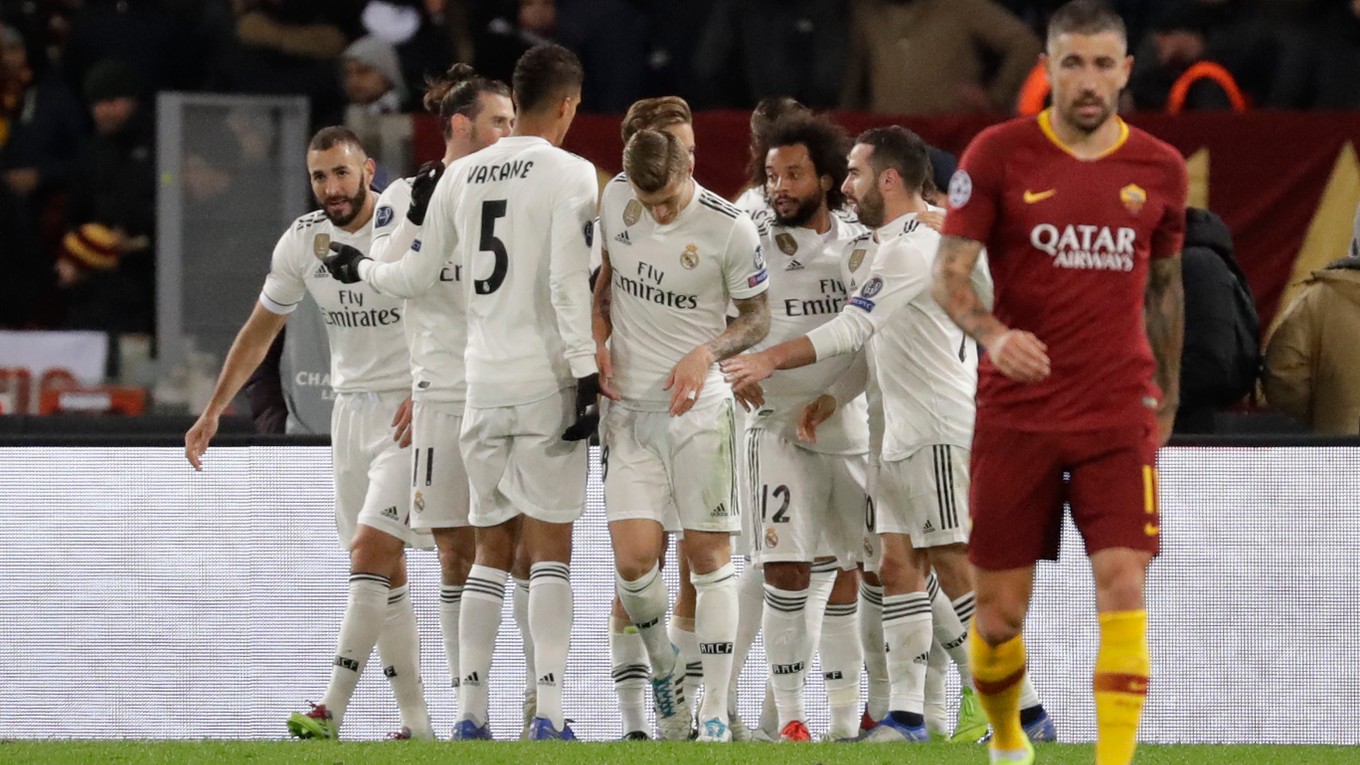 Radosť hráčov Realu Madrid po góle Lucasa Vázqueza.