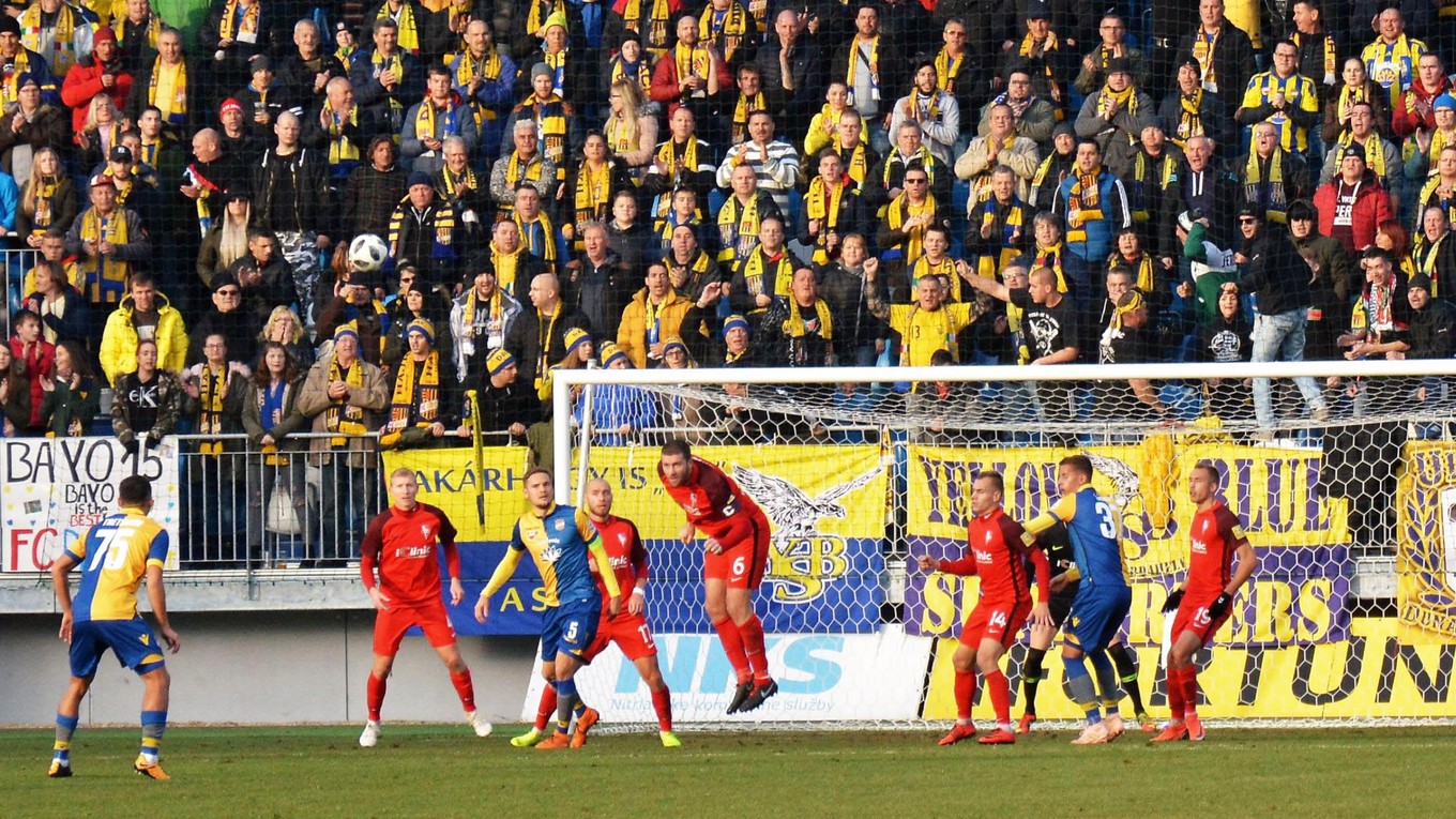 Na štadión do Nitry opäť dorazili stovky fanúšikov DAC-u. 