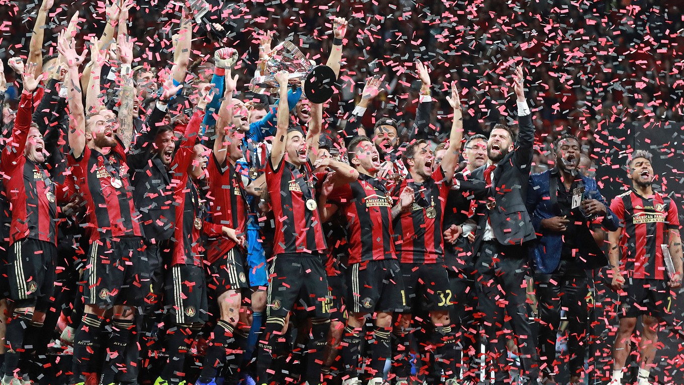Futbalisti Atlanty United oslavujú svoj premiérový titul v zámorskej Major League Soccer.