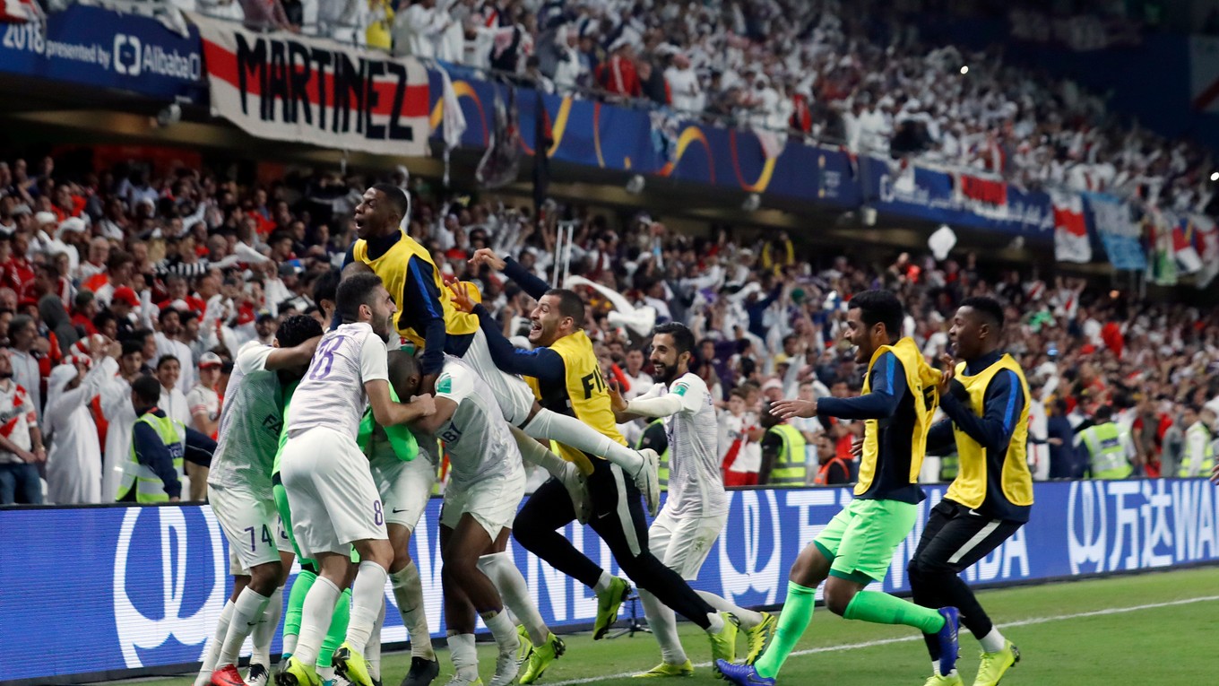 Futbalisti Al-Ain sa radujú z víťazstva.