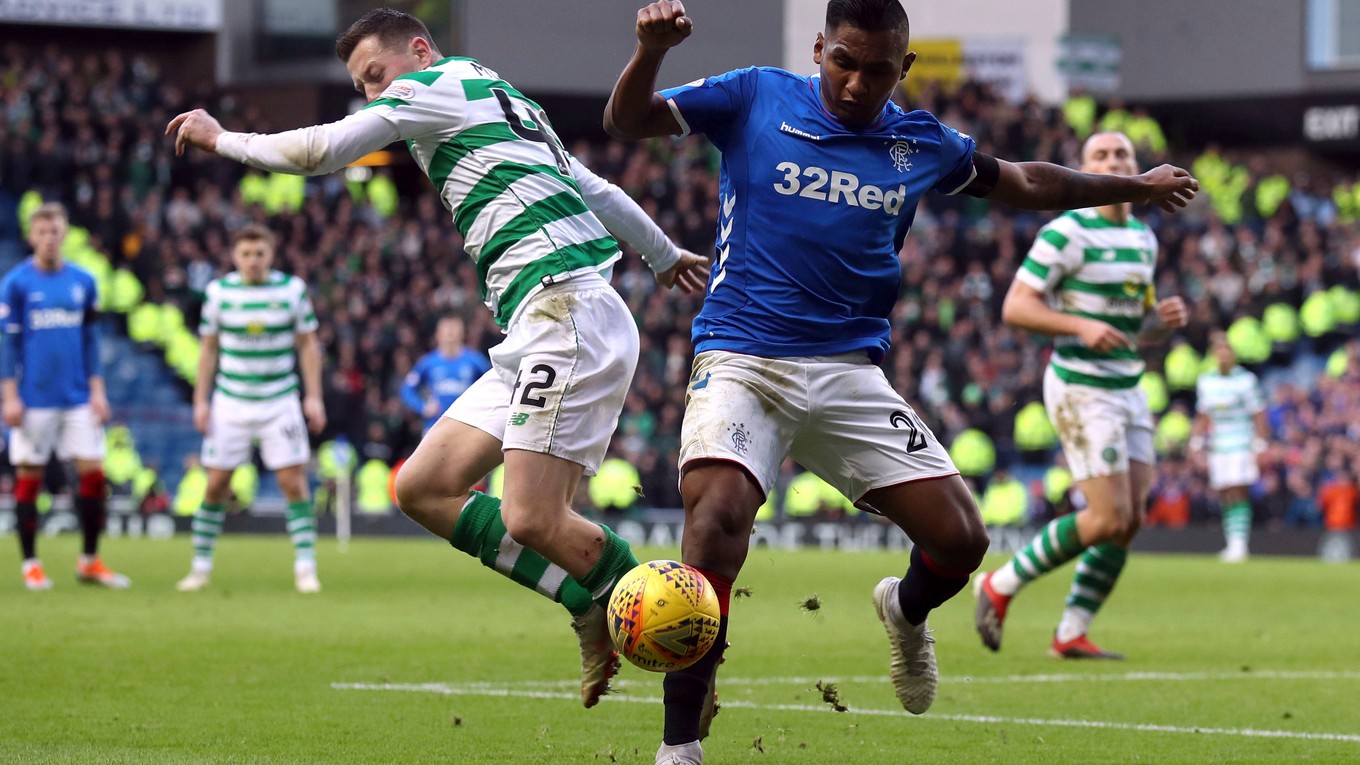 Momentka zo zápasu Glasgow Rangers - Celtic Glasgow.