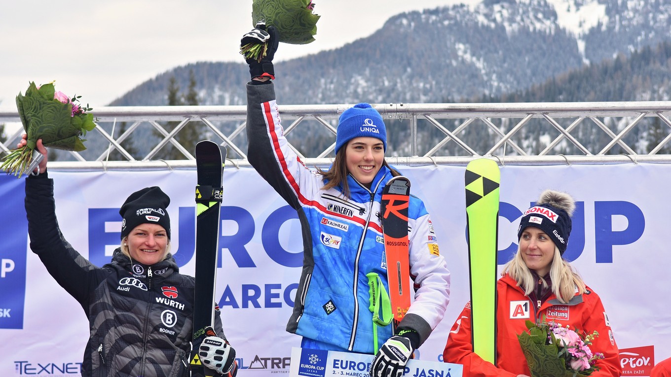 Petra Vlhová sa raduje z víťazstva v obrovskom slalome na Európskom pohári v Jasnej 2019.