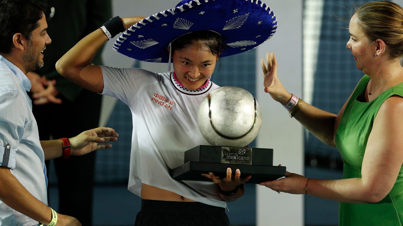 Wang Ja-fan sa raduje z titulu na WTA Acapulco 2019.