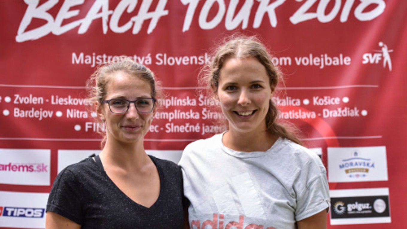 Zľava Andrea Štrbová a Natália Dubovcová.
