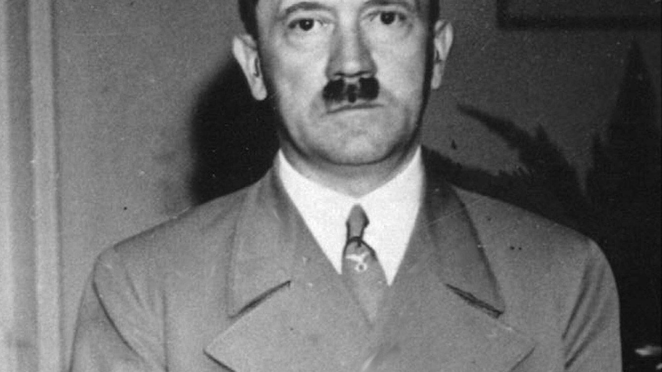 Adolf Hitler. 