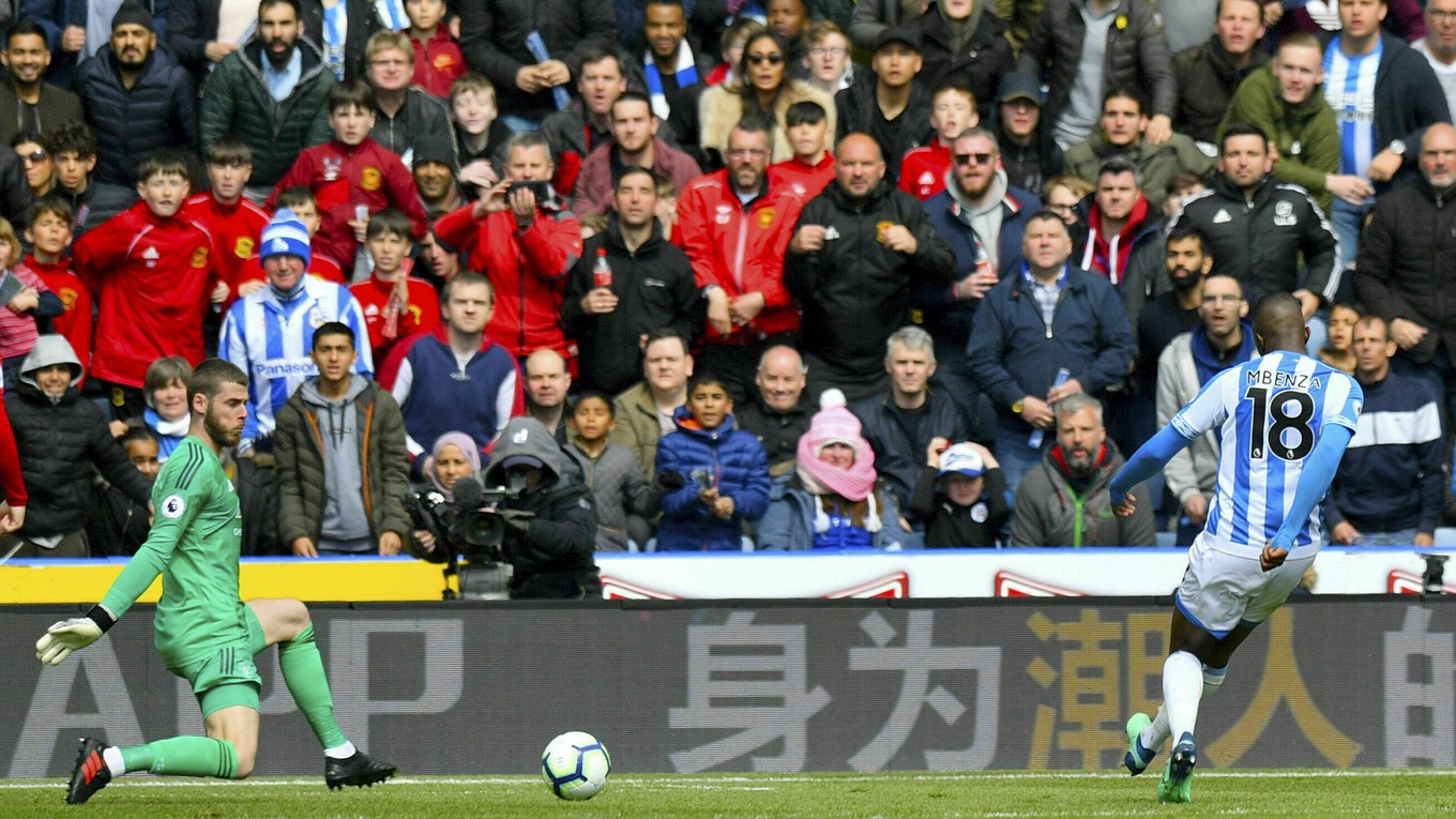 Momentka zo zápasu Huddersfield - Manchester United z minulej sezóny Premier League.