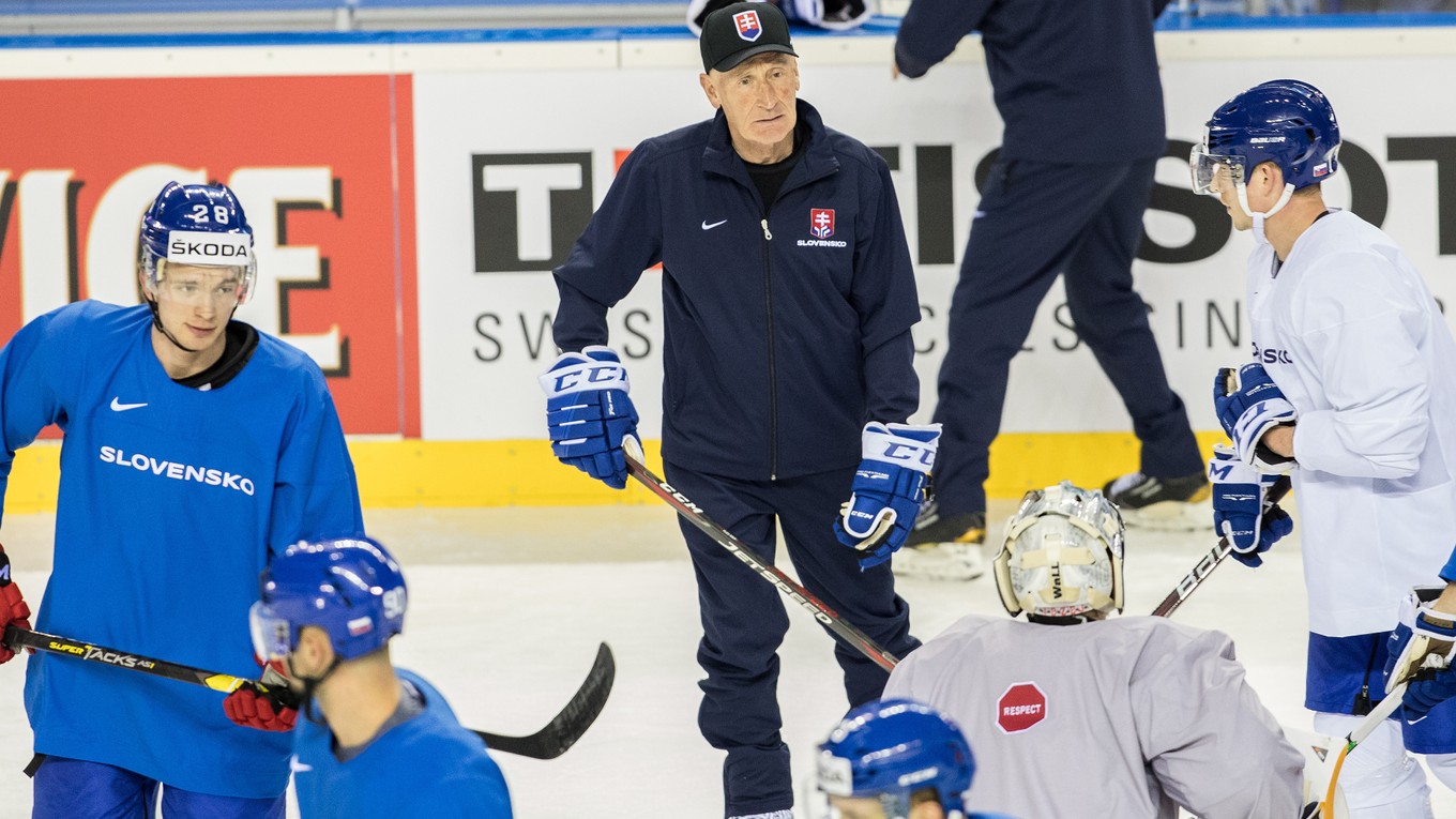 Tréner Craig Ramsay počas tréningu slovenskej reprezentácie deň pred začiatkom Majstrovstiev sveta v ľadovom hokeji 2019.