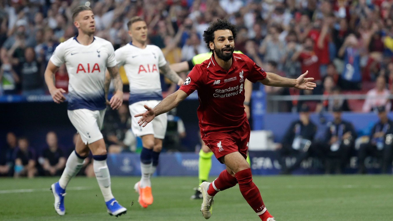 Mohamed Salah po strelenom góle vo finále Ligy majstrov 2018/2019 Liverpool - Tottenham.