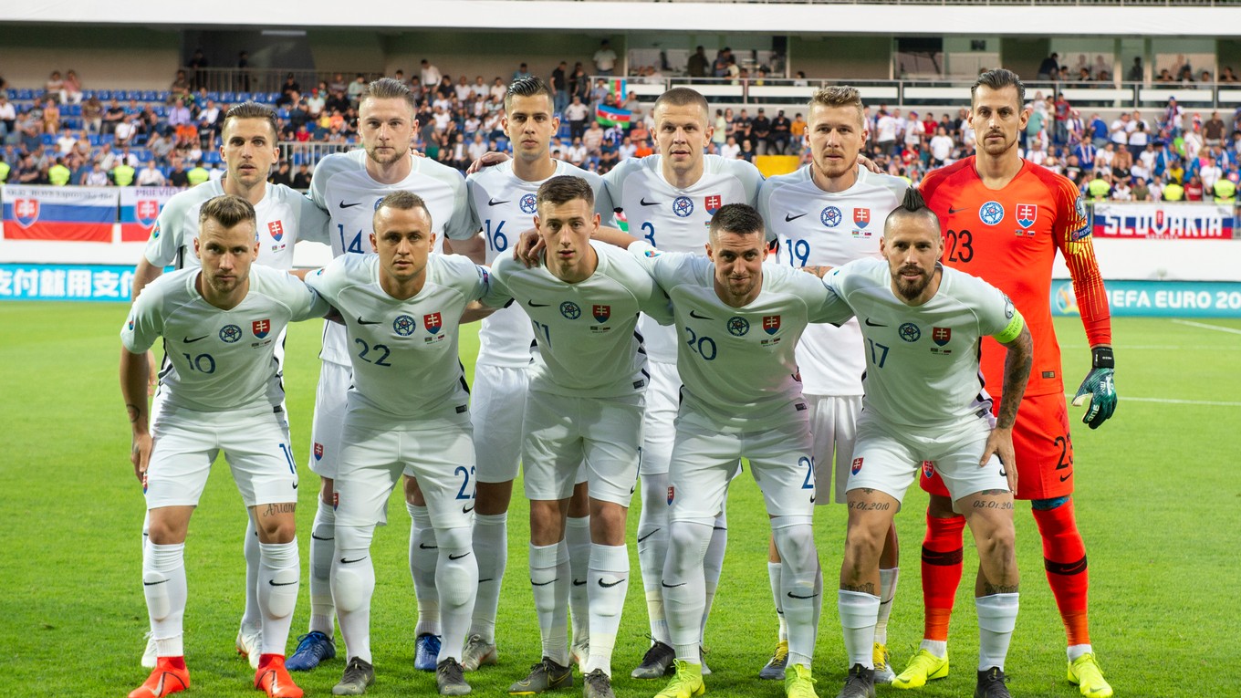 Slovenská futbalová reprezentácia pred začiatkom kvalifikačného stretnutia skupiny E Azerbajdžan - Slovensko o postup na futbalové ME 2020 v Baku 11. júna 2019.