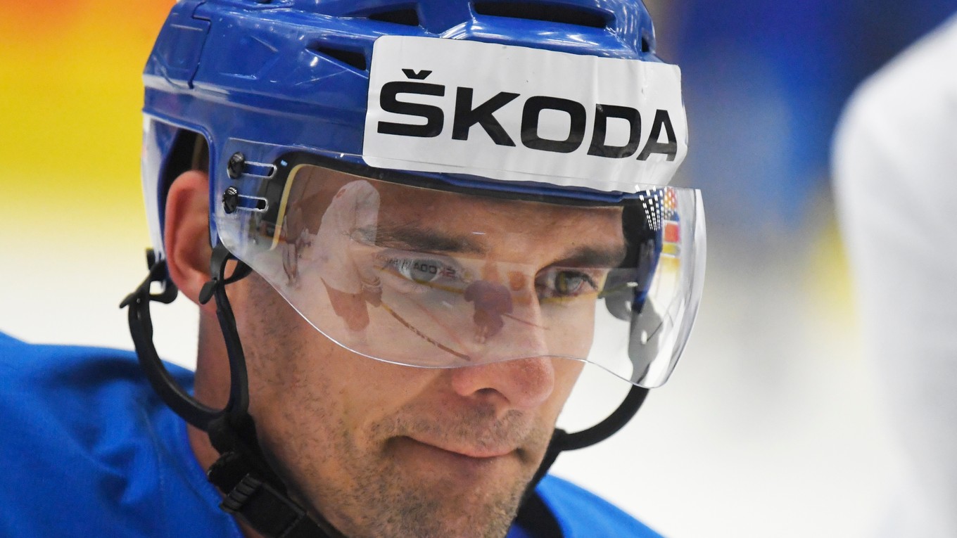 Andrej Sekera počas tréningu slovenskej hokejovej reprezentácie na 83. majstrovstvách sveta v ľadovom hokeji v Košiciach 20. mája 2019.