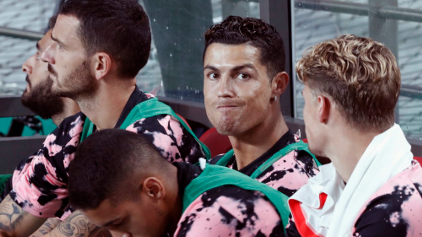 Ronaldo (v strede) nenastúpil v exhibičnom zápase.
