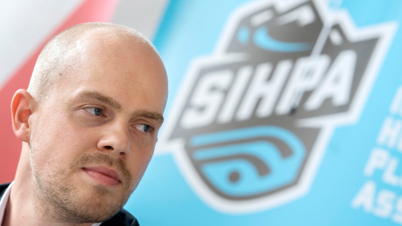 Prezident Slovenskej asociácie hráčov ľadového hokeja (SIHPA) Oliver Pravda.