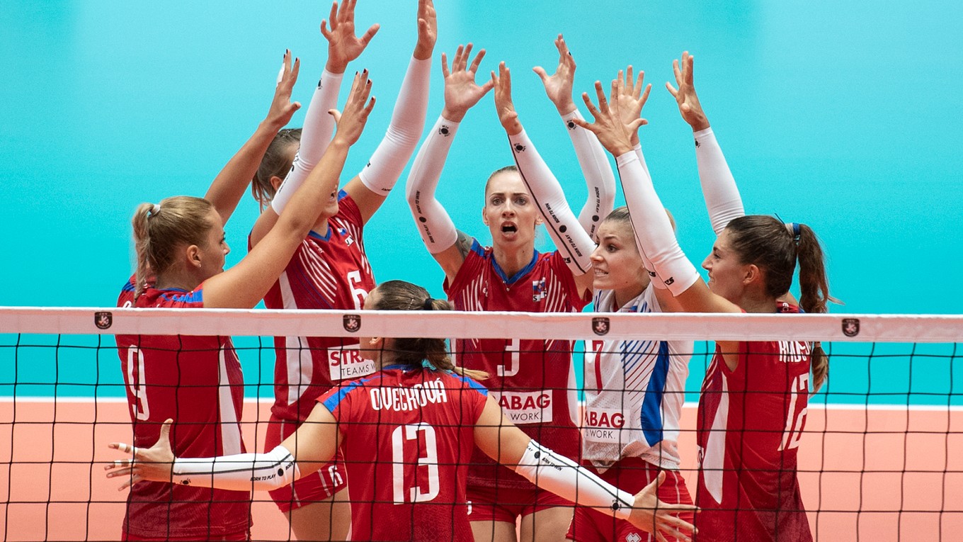 Slovenské volejbalistky sa radujú z víťazstva nad Bieloruskom na ME vo volejbale 2019.