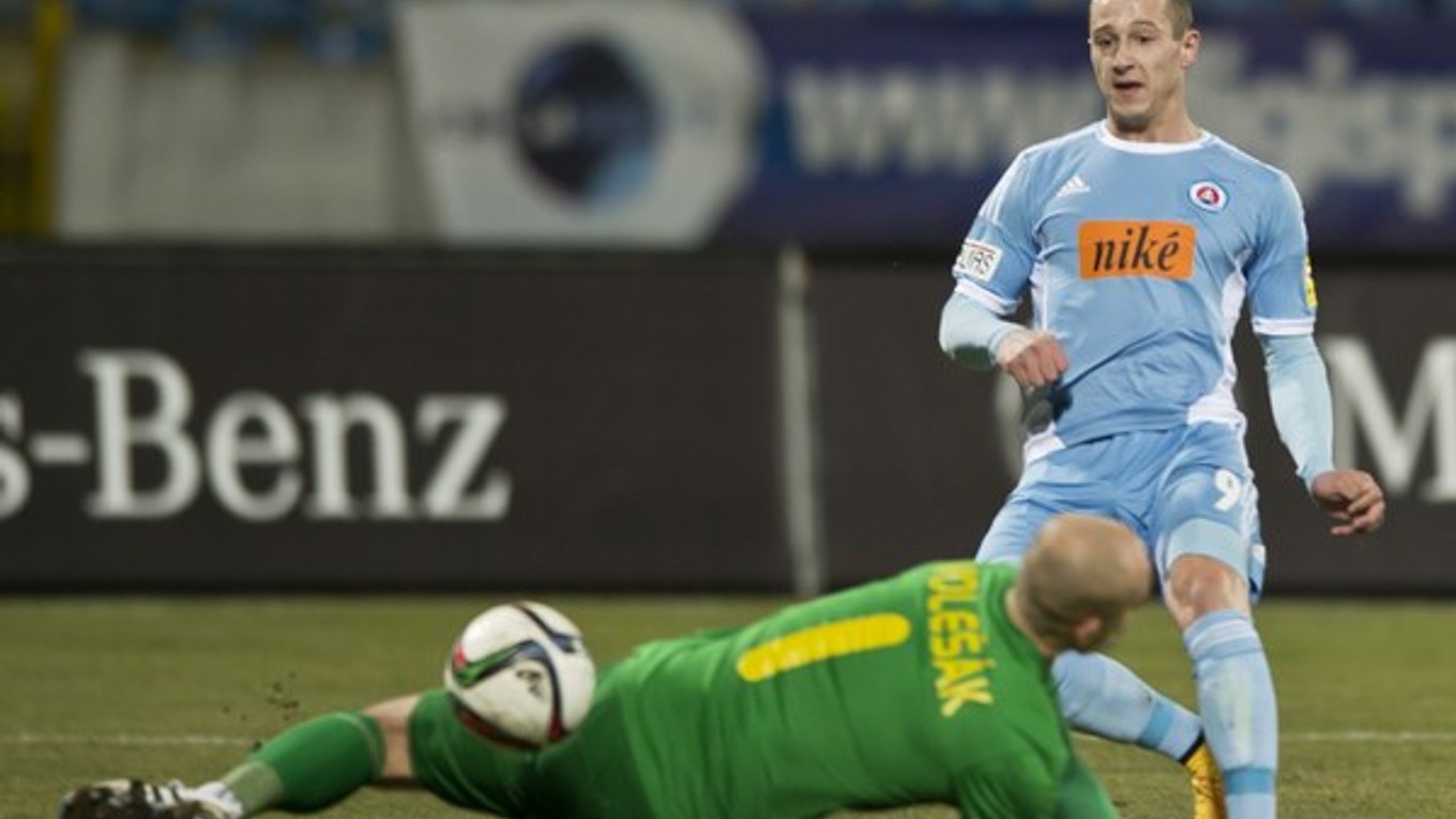 Adam Zreľák v gólovej šanci proti MŠK Žilina.