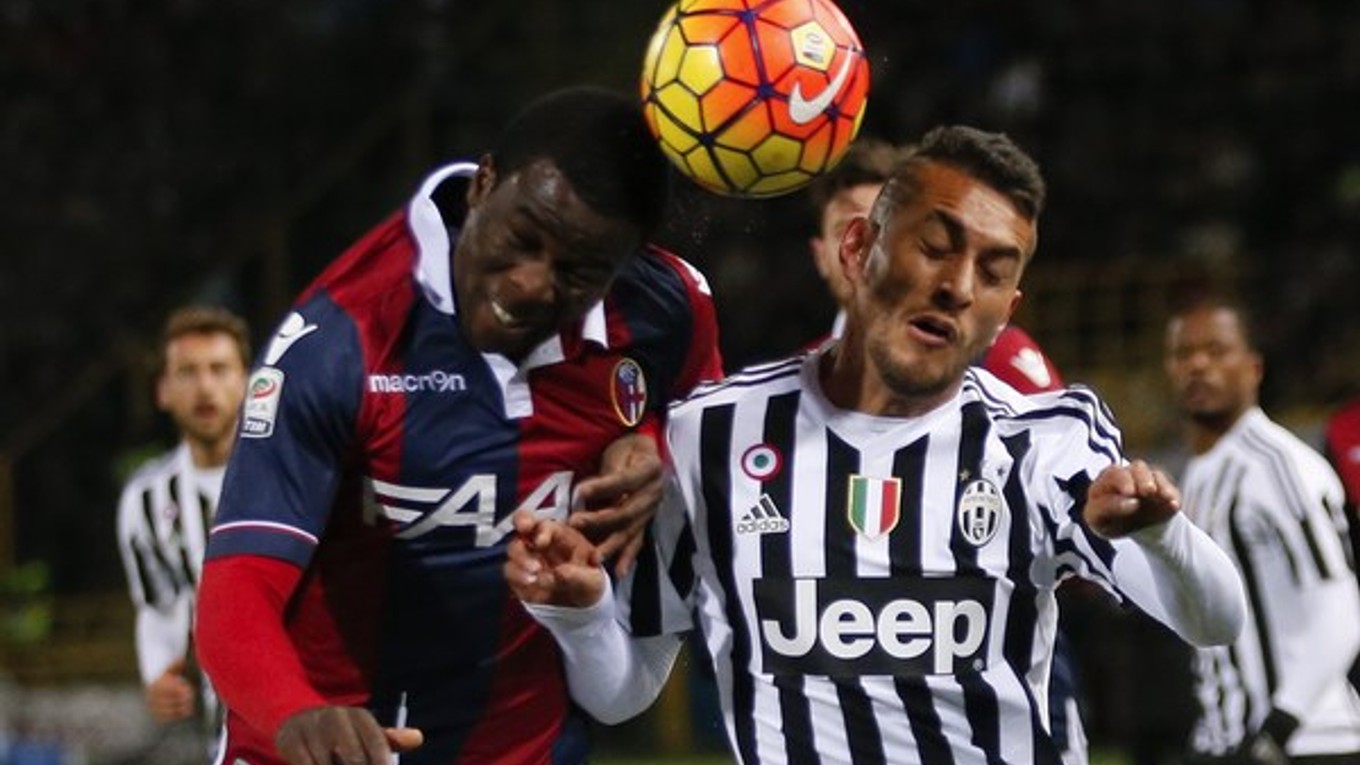 Juventus prekvapivo zakopol na pôde Bologne.
