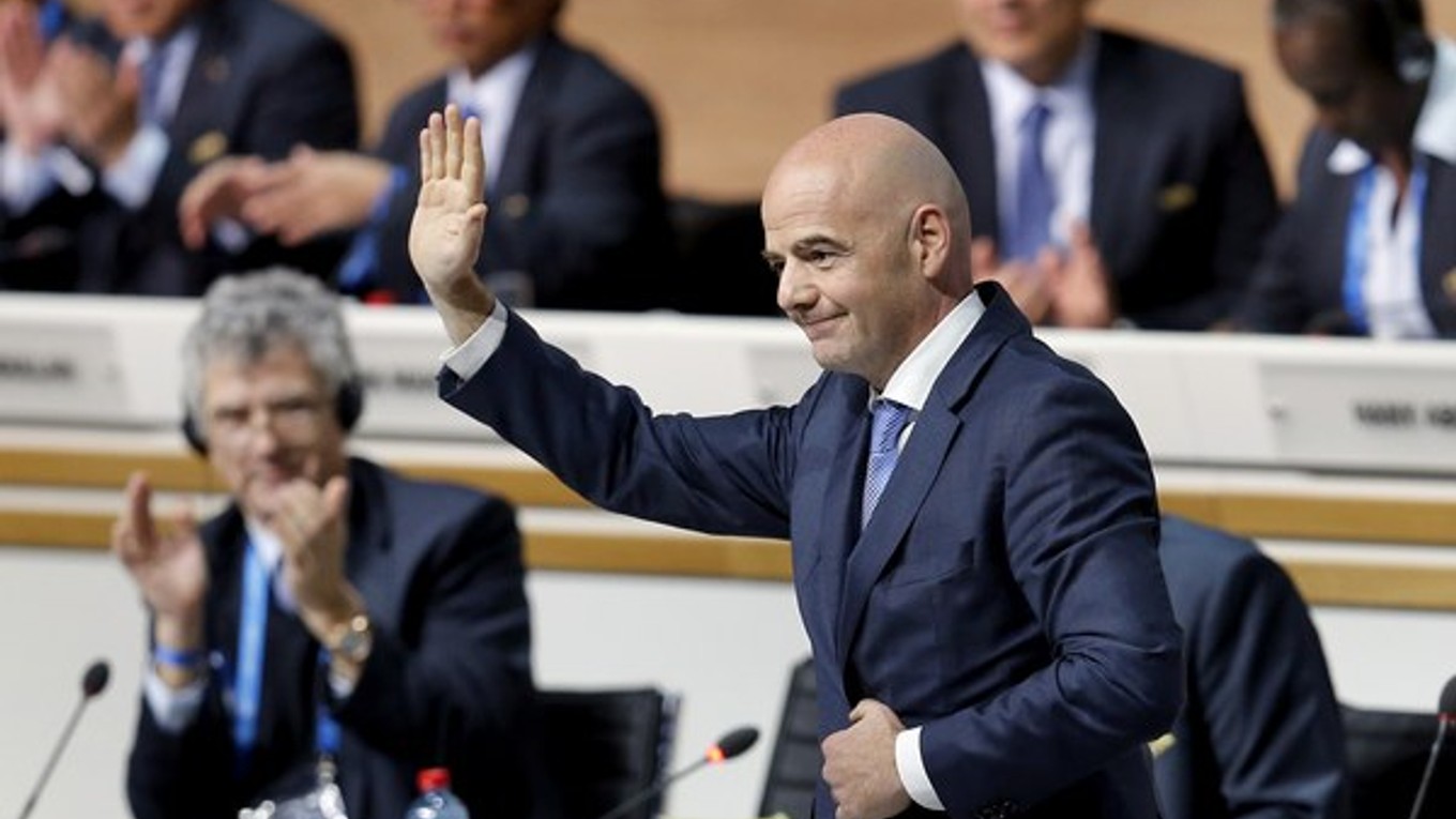 Doterajším generálnym sekretárom UEFA bol novozvolený šéf svetového futbalu Gianni Infantino.