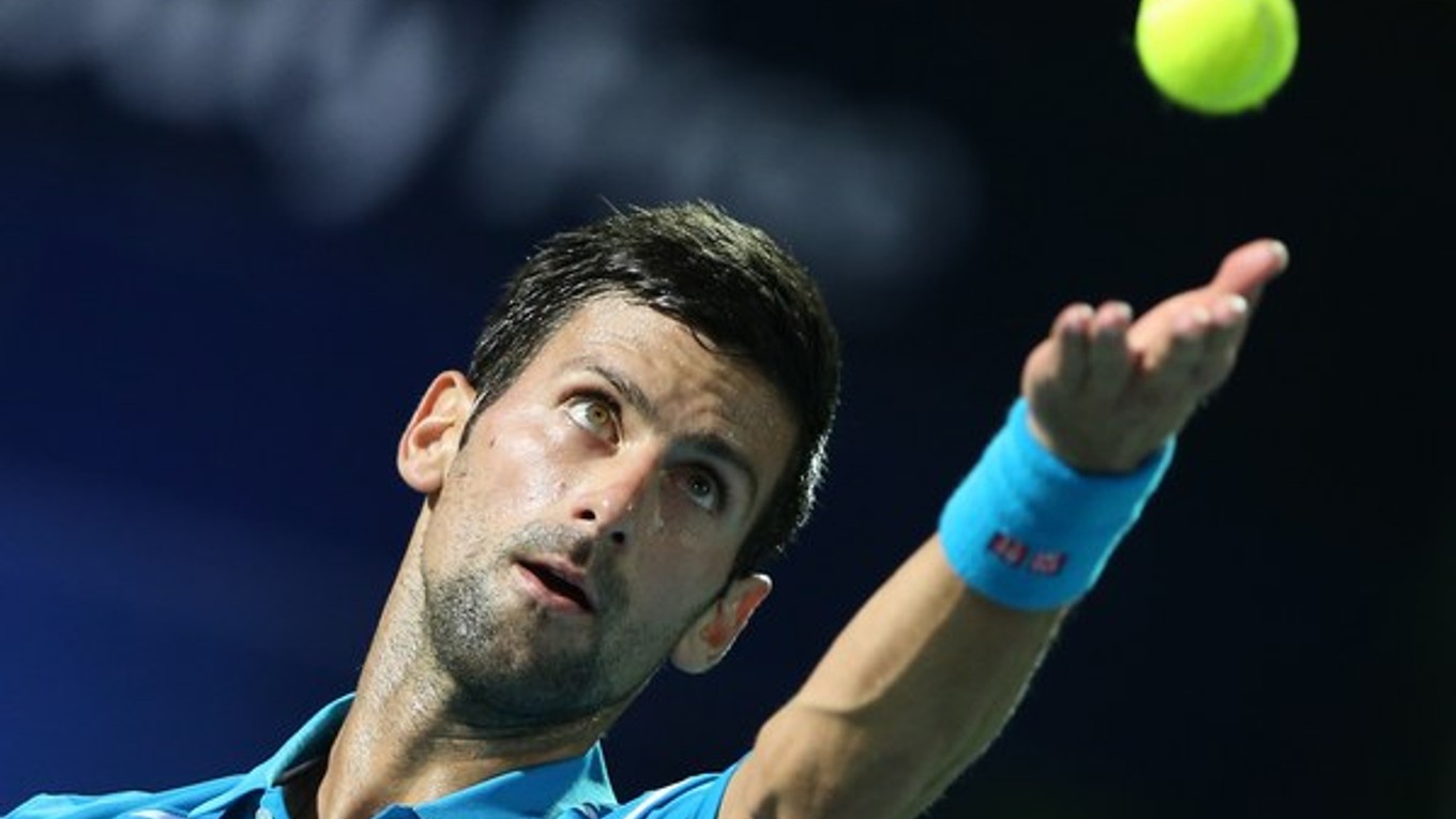 Hoci Novak Djokovič nedohral v Dubaji zápas štvrťfinále, naďalej je pohodlne svetovou jednotkou.