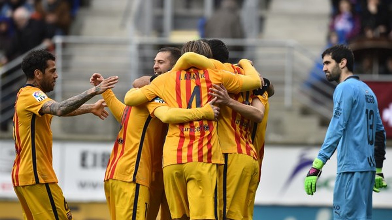 Barcelona týždeň čo týždeň dokazuje svoju hernú, ako aj výsledkovú dominanciu.