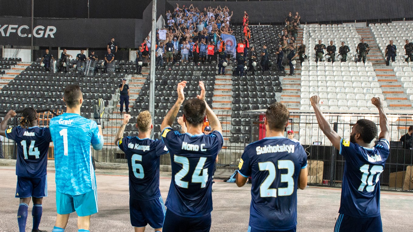 Momentka zo zápase PAOK Solún - ŠK Slovan Bratislava.