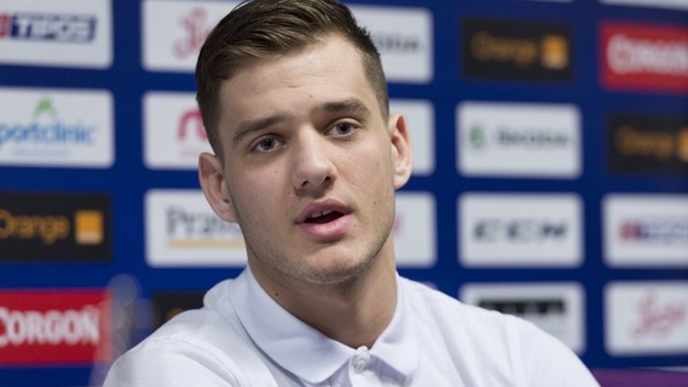 Jaroš bol kapitánom slovenskej juniorskej reprezentácie na tohtoročnom svetovom šampionáte vo Fínsku.