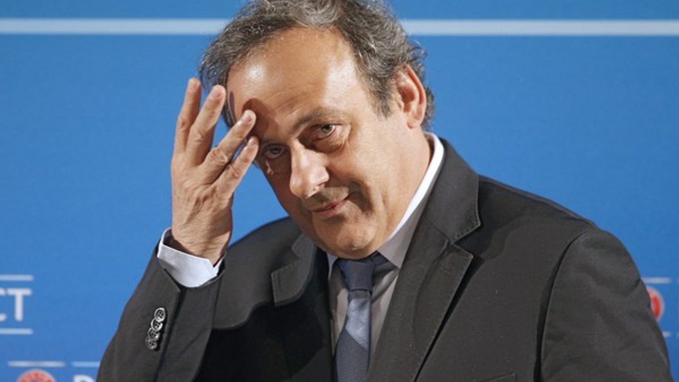 Michel Platini dostal zákaz osem rokov vykonávať akúkoľvek činnosť vo futbale.