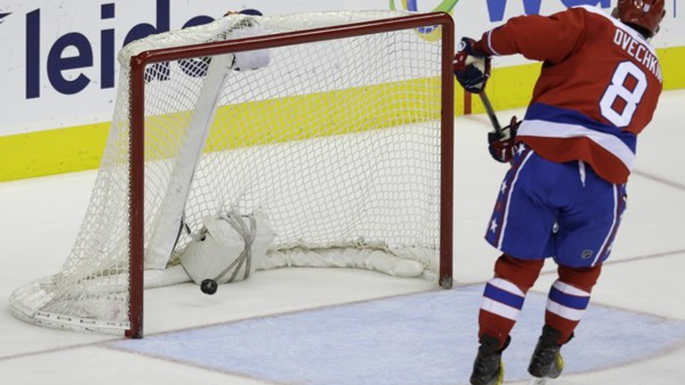 Alexander Ovečkin sa už blíži magickej cifre 500 gólov v NHL.