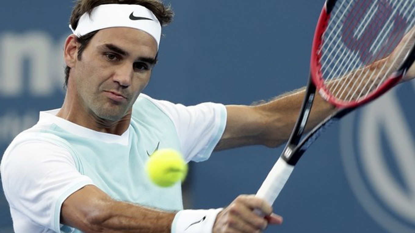 Roger Federer si hneď na úvod sezóny zahrá o titul.