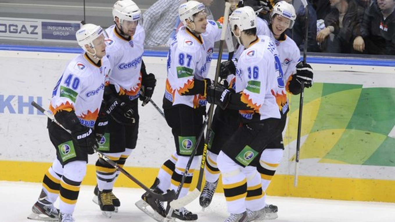 Hokejisti Severstaľu Čerepovec vybojovali dôležité víťazstvo.