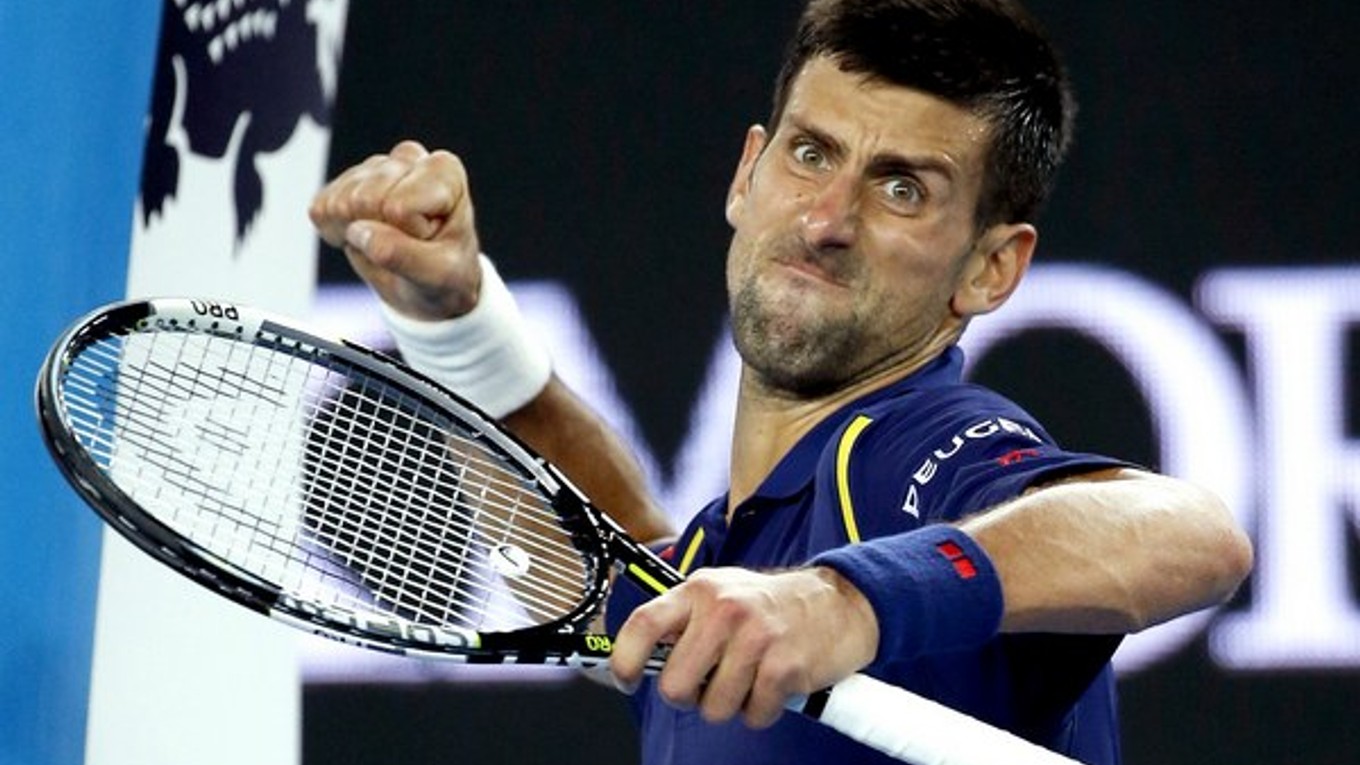 Novak Djokovič postúpil do štvrťfinále dvojhry.