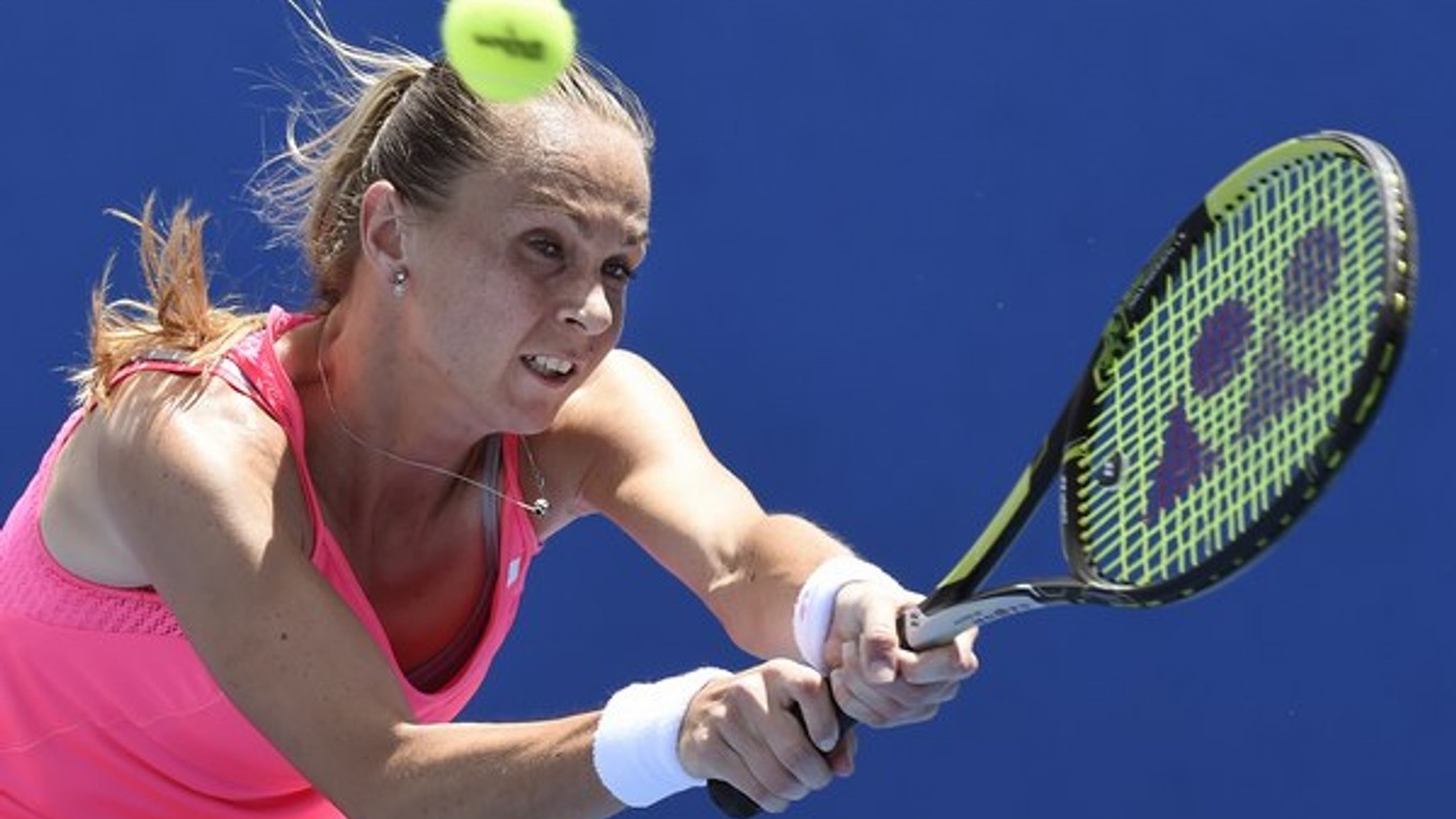Magdaléna Rybáriková nedohrala na Australian Open zápas druhého kola dvojhry a nenastúpila na druhé kolo štvorhry.
