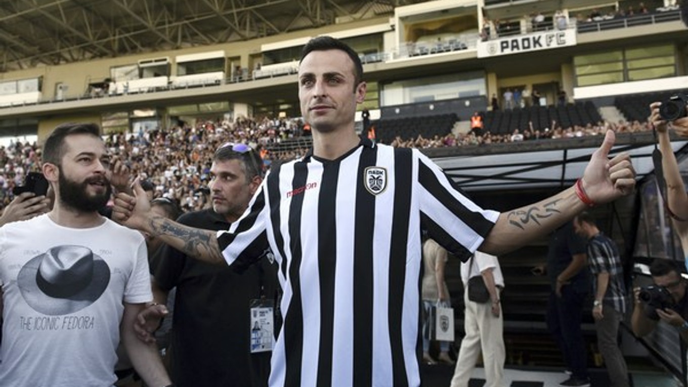 Berbatov sa z Grécka sťahovať nehodlá.