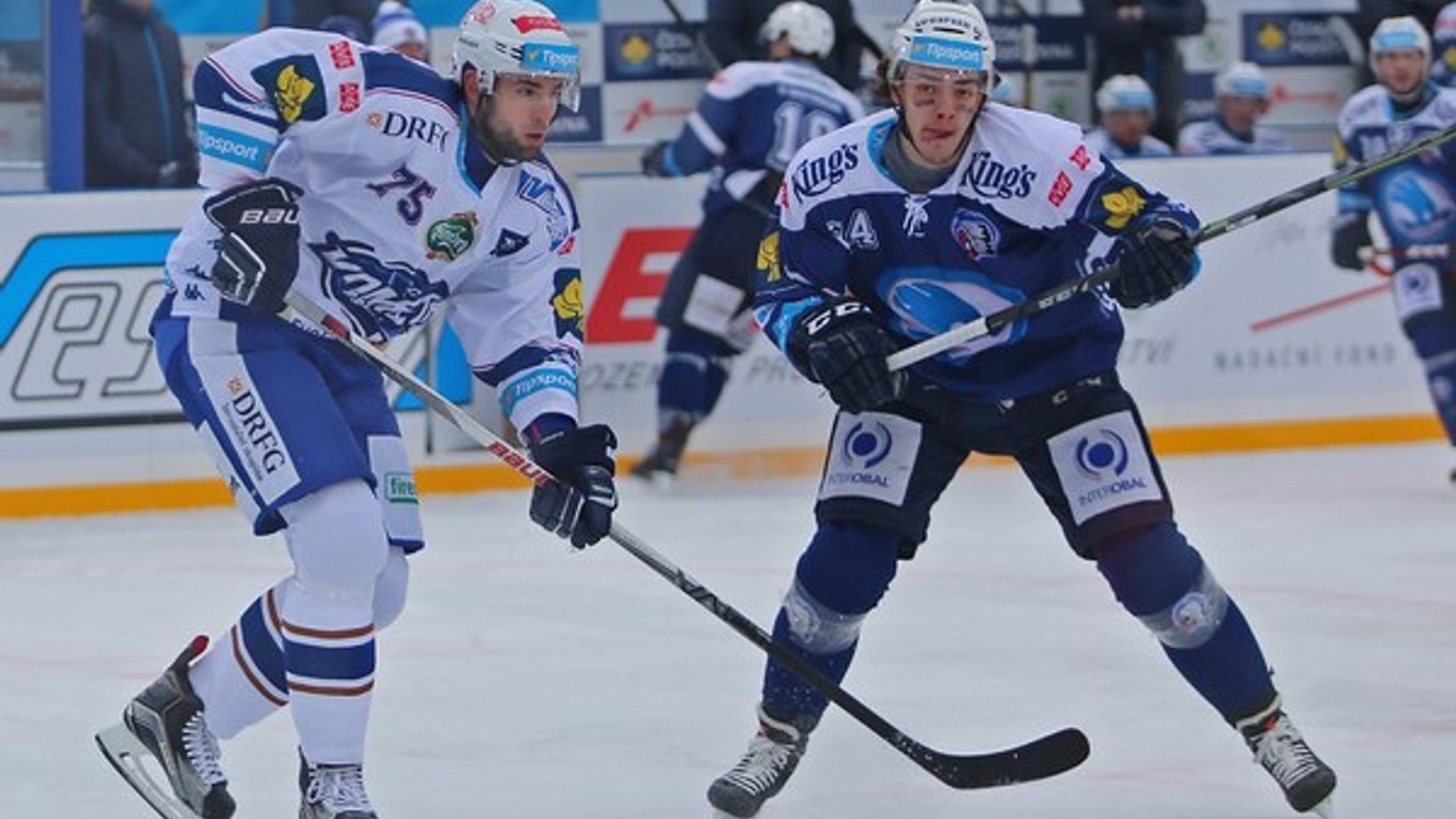 Richard Stehlík (vľavo) hral naposledy za Kometu Brno.