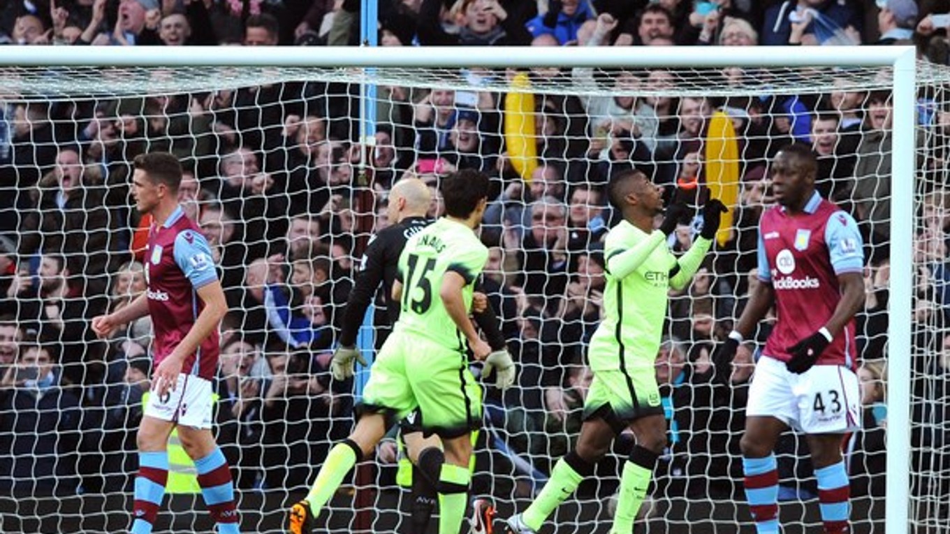 Za Manchester City sa vyznamenal mladý útočník Kelechi Iheanacho.