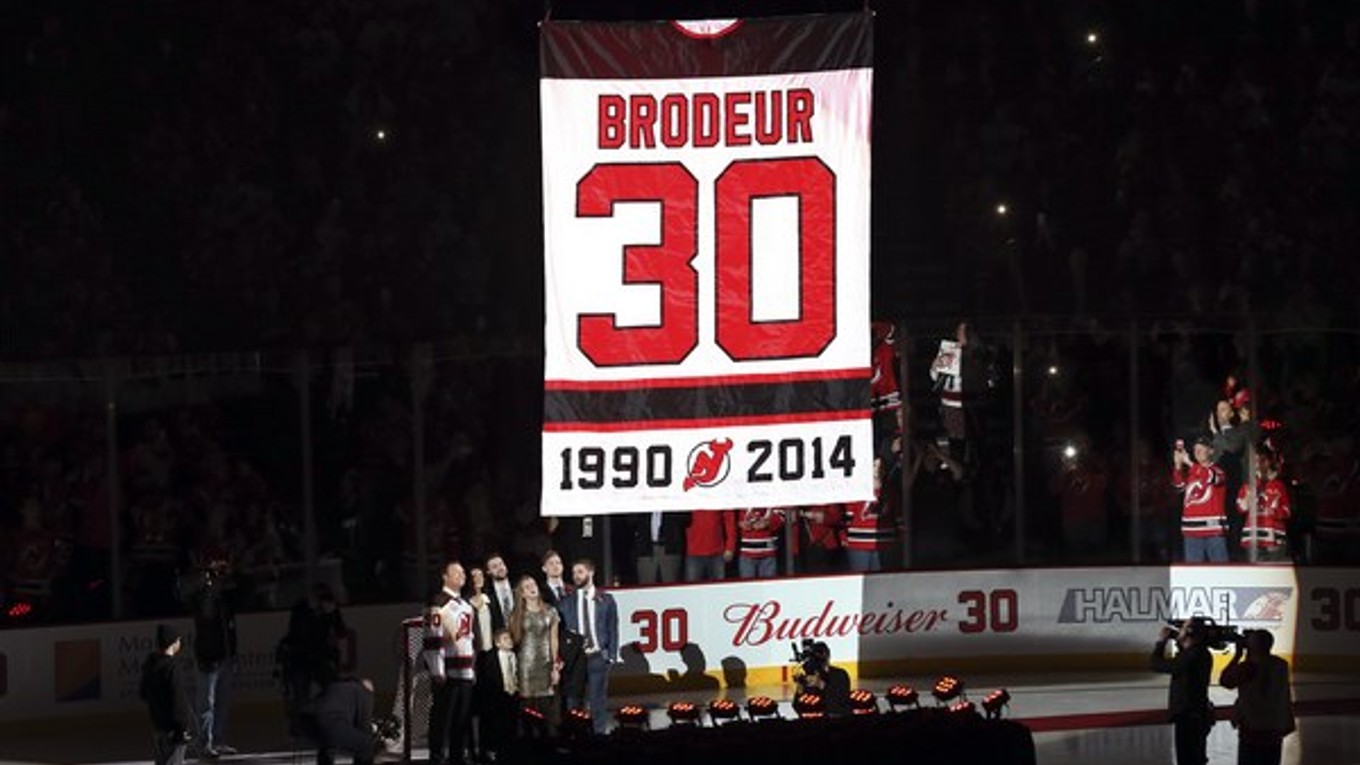 Devils vyradili dres s číslom 30, ktorý nosil brankár Martin Brodeur.