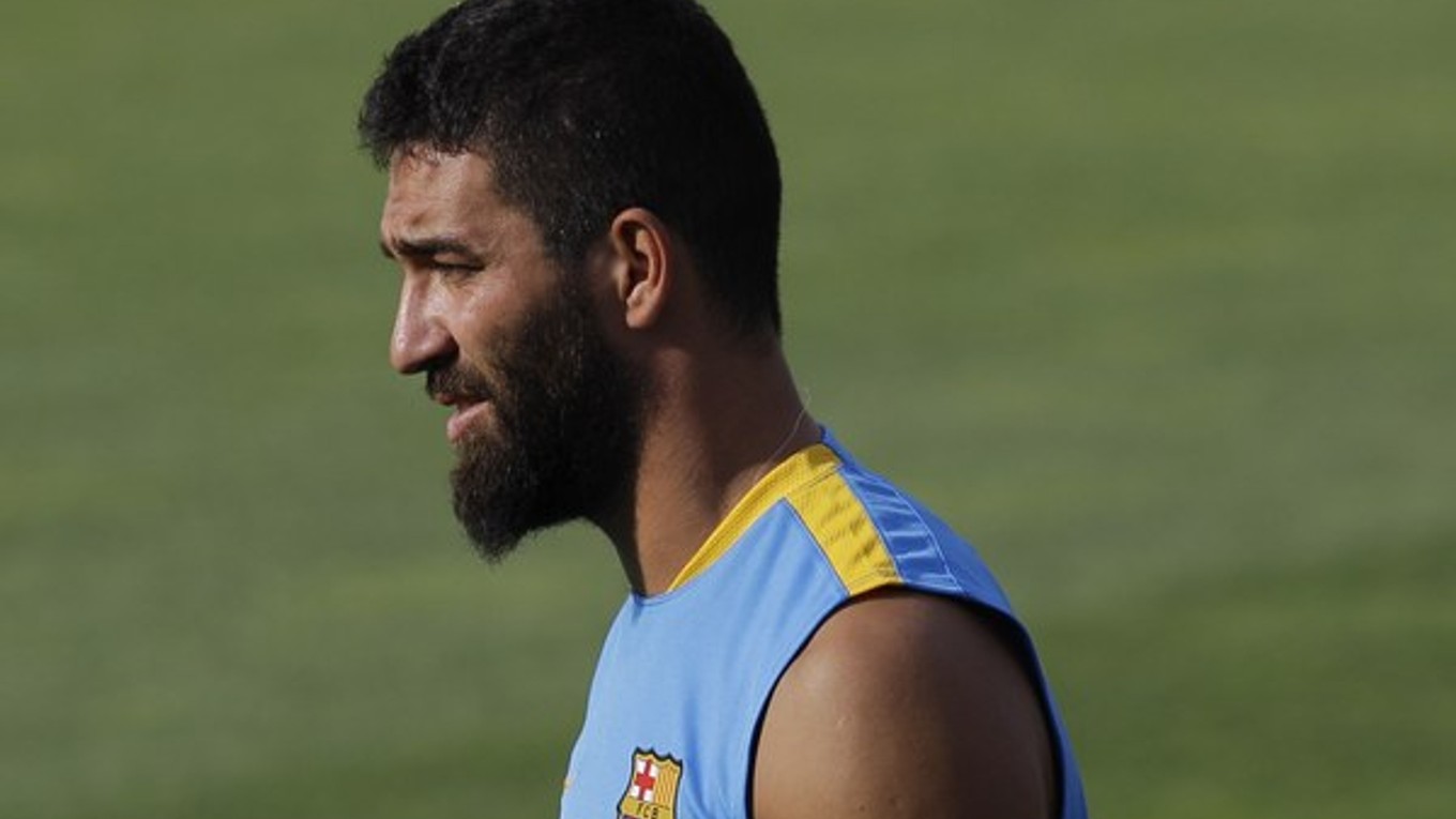 Arda Turan mohol s tímom iba trénovať.