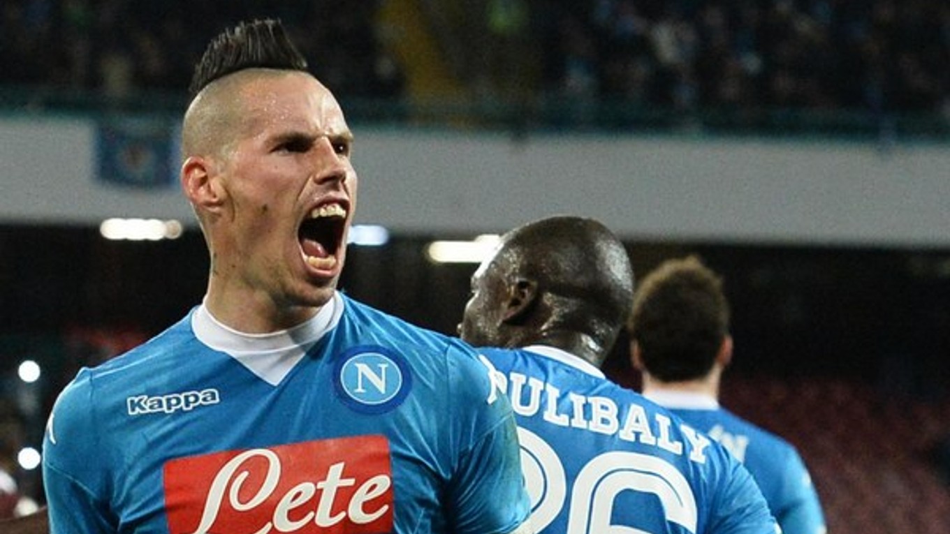 Marek Hamšík sa teší z gólu do siete FC Turín.