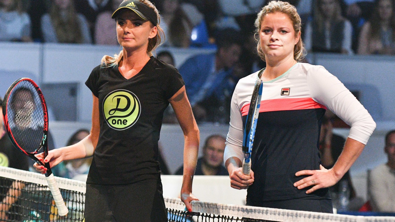 V novembri 2017 odohrala Kim Clijstersová exhibičný zápas proti Daniele Hantuchová, ktorá sa tak rozlúčila s kariérou.