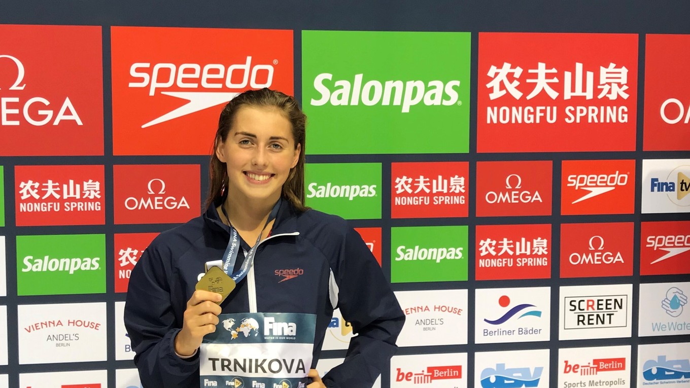 Nikoleta Trníková s bronzovou medailou na Svetovom pohári v Berlíne. 